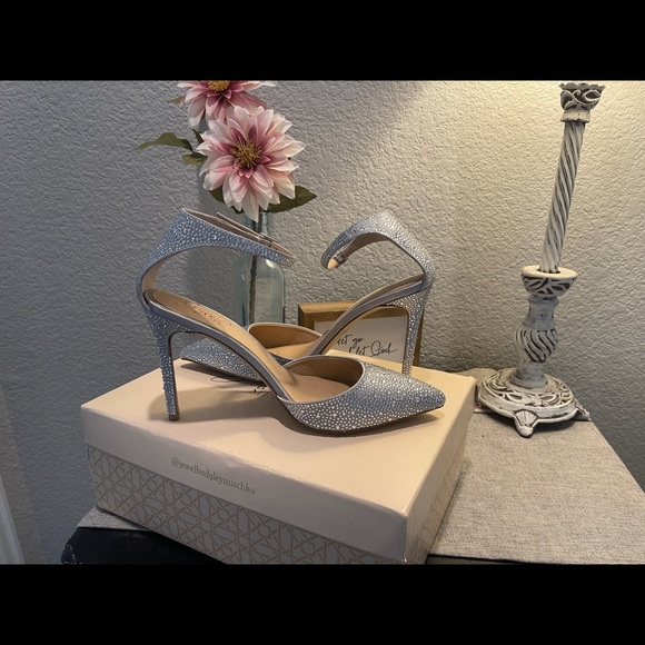 Gorgeous Badgley Mischka heels Sz 9.5 - Picture 4 of 10